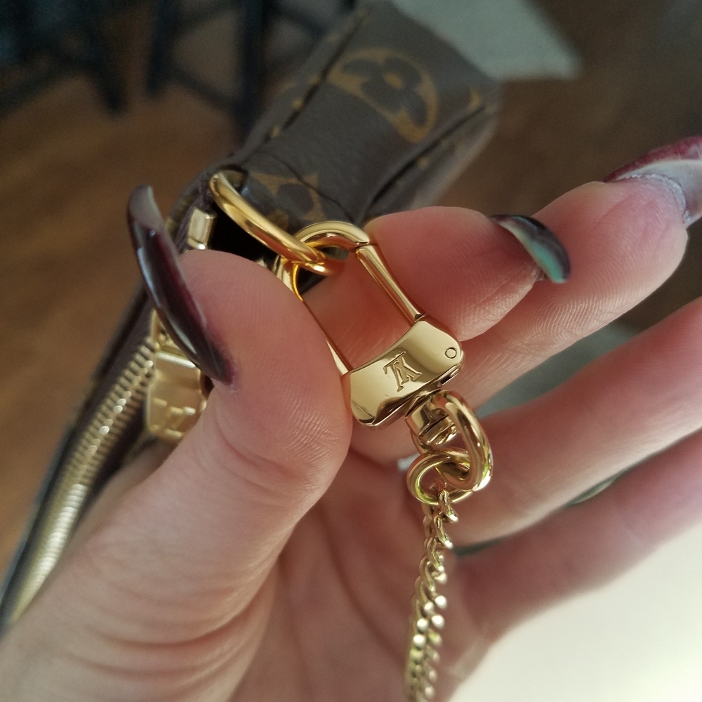 SOLD New Louis Vuitton Mini Pochette Accessories - Picture 7 of 15